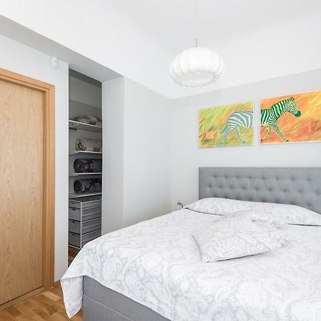 Kuninga City Center Apartment بارنو المظهر الخارجي الصورة