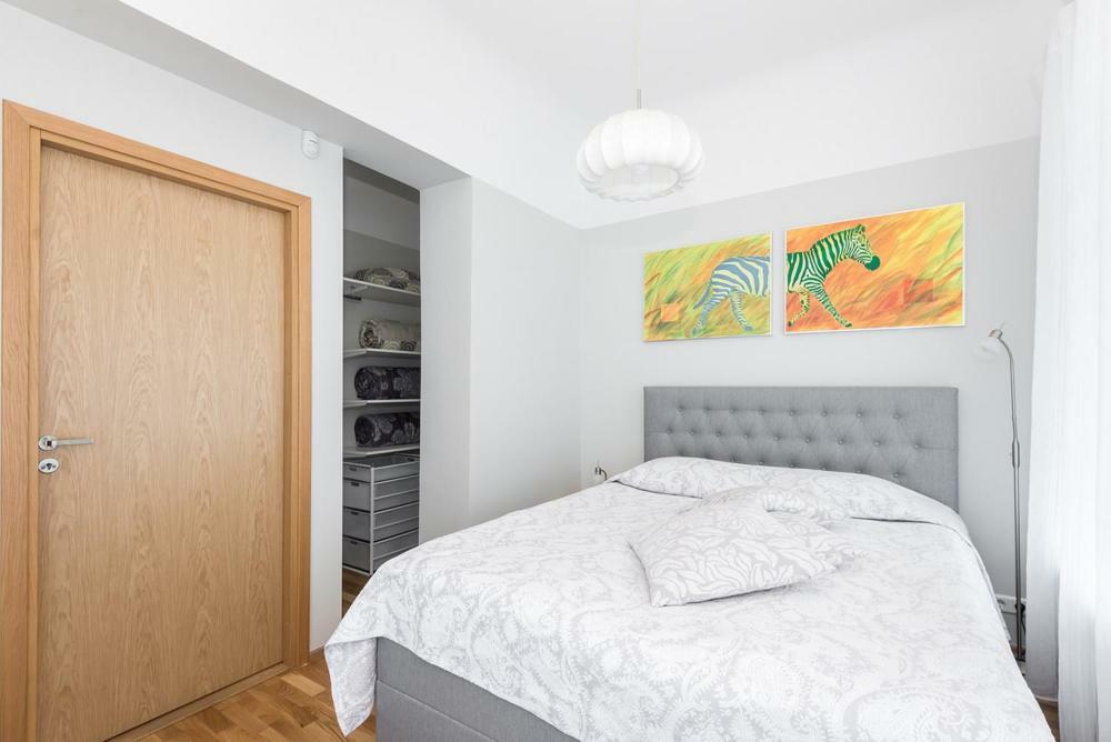 Kuninga City Center Apartment بارنو المظهر الخارجي الصورة