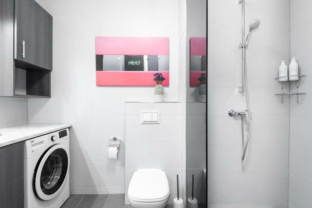 Kuninga City Center Apartment بارنو المظهر الخارجي الصورة